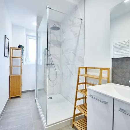 Be-3d - F3 Pour 1-4 Pers Au 3ème étage Au Centre De Mulhouse