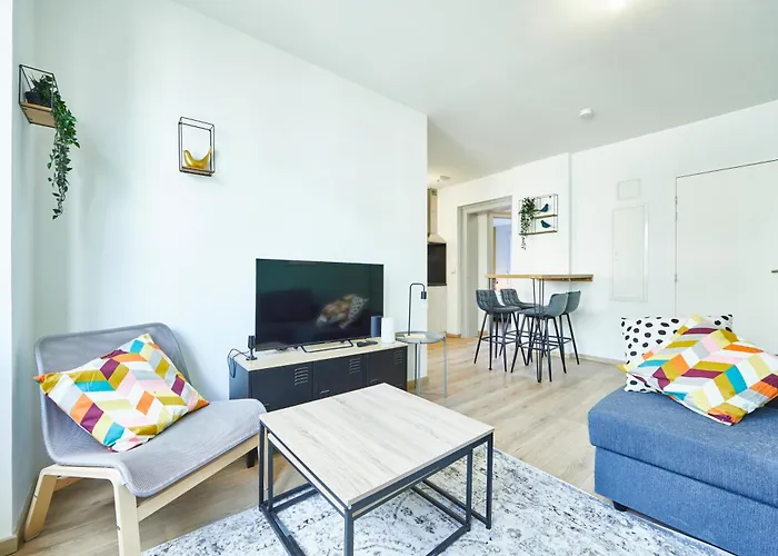 Be-3d - Joli 3 Pieces Equipe Pour 1-4 Pers Au 3eme Etage Au Centre De Apartment